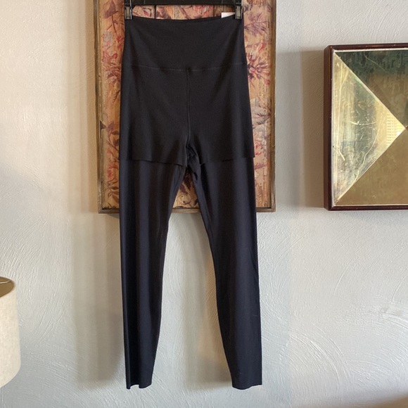 NIKE YOGA LUXE LEGGINGS BLACK 7/8 LEGGING WORKOUT S NWT - Picture 6 of 16